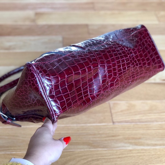 NY&Co Faux Crocodile Bag - Picture 5 of 6